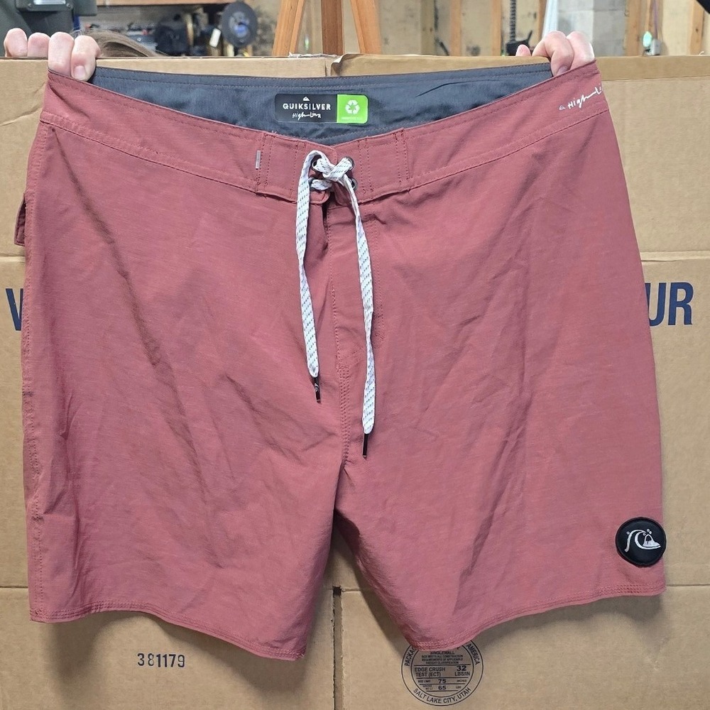 Quiksilver Highline Board Shorts Mens 36 Pink Mauve 4-Way Stretch Surf Trunks‎